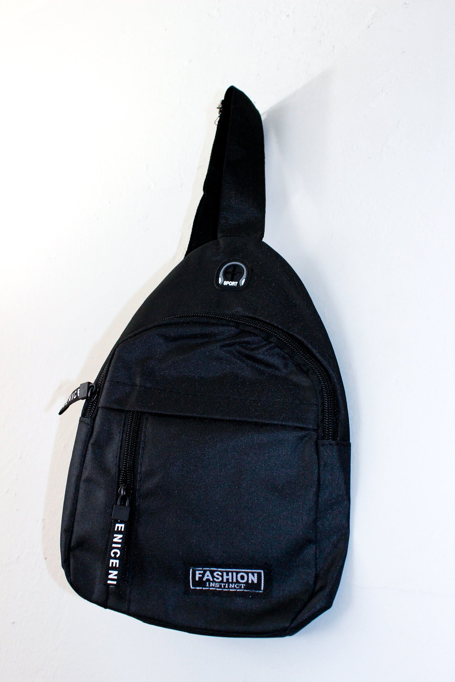 Cross body - (unisex) Black